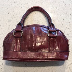 Liz Claiborne Vegan Crocodile Burgundy Handbag 👜